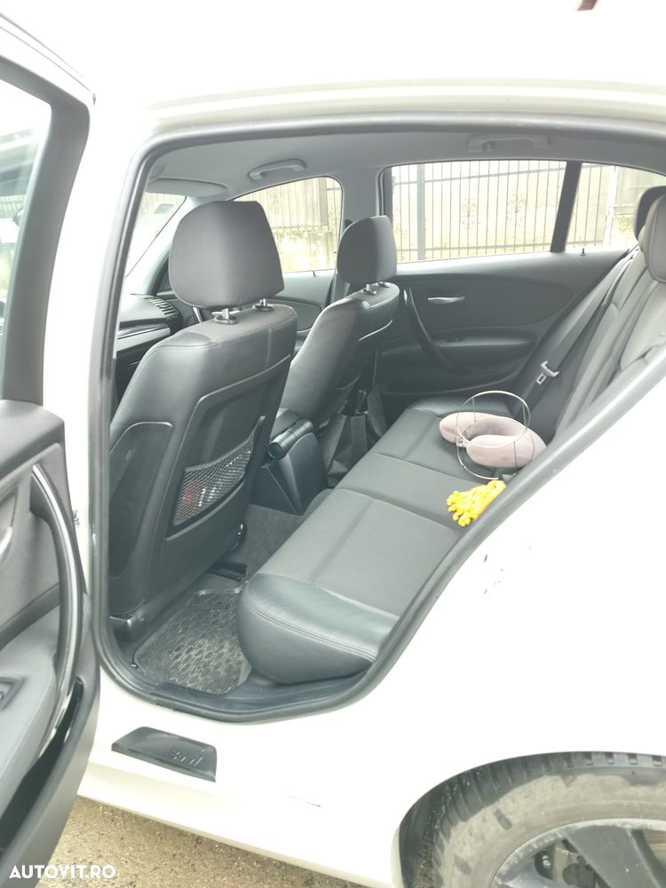 BMW Seria 1 120d DPF - 17