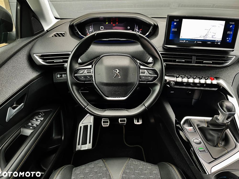 Peugeot 3008 1.2 PureTech Road Trip S&S - 24