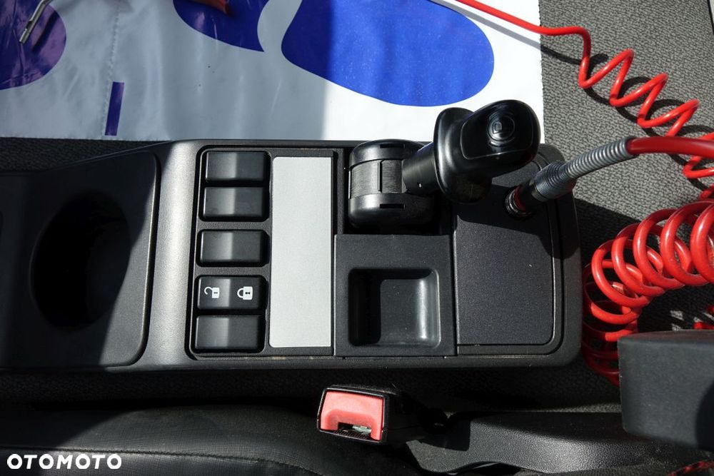 Renault D26 WIDE 6x2 / FIRANKA / EURO6 / AUTOMAT / NOWE PLANDEKI / OŚ PODNOSZONA I SKRĘTNA / WINDA ZAŁADUNKOWA - 27