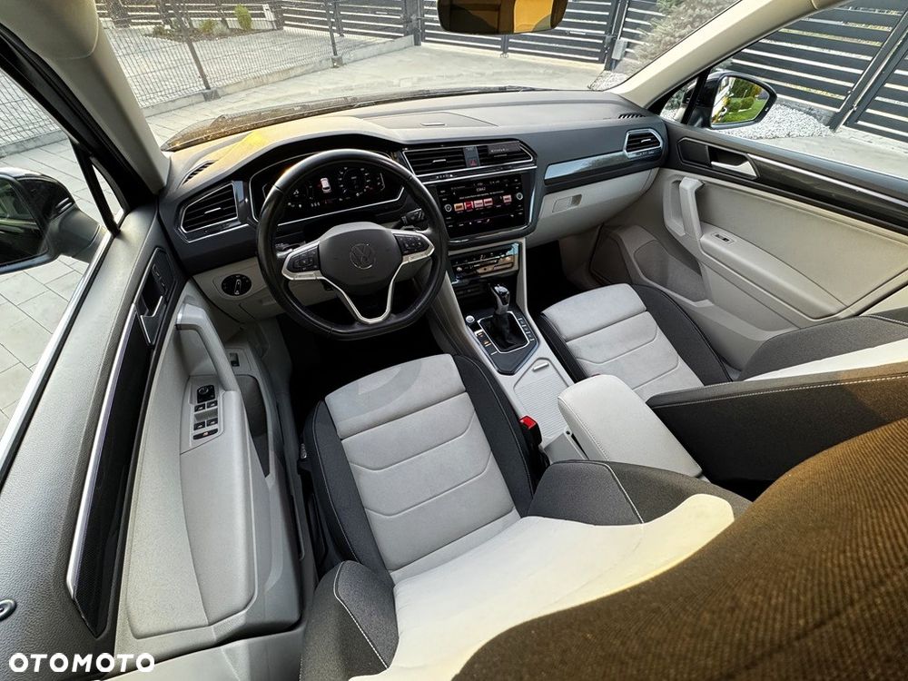 Volkswagen Tiguan 2.0 TDI Elegance DSG - 13