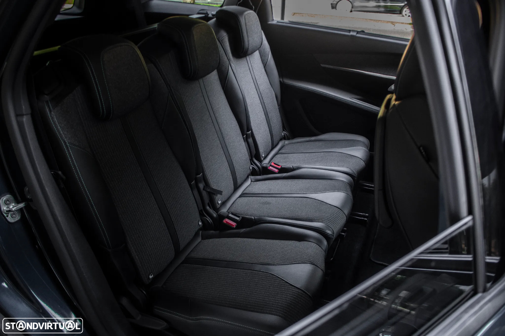 Peugeot 5008 1.5 BlueHDi Allure EAT8 - 35
