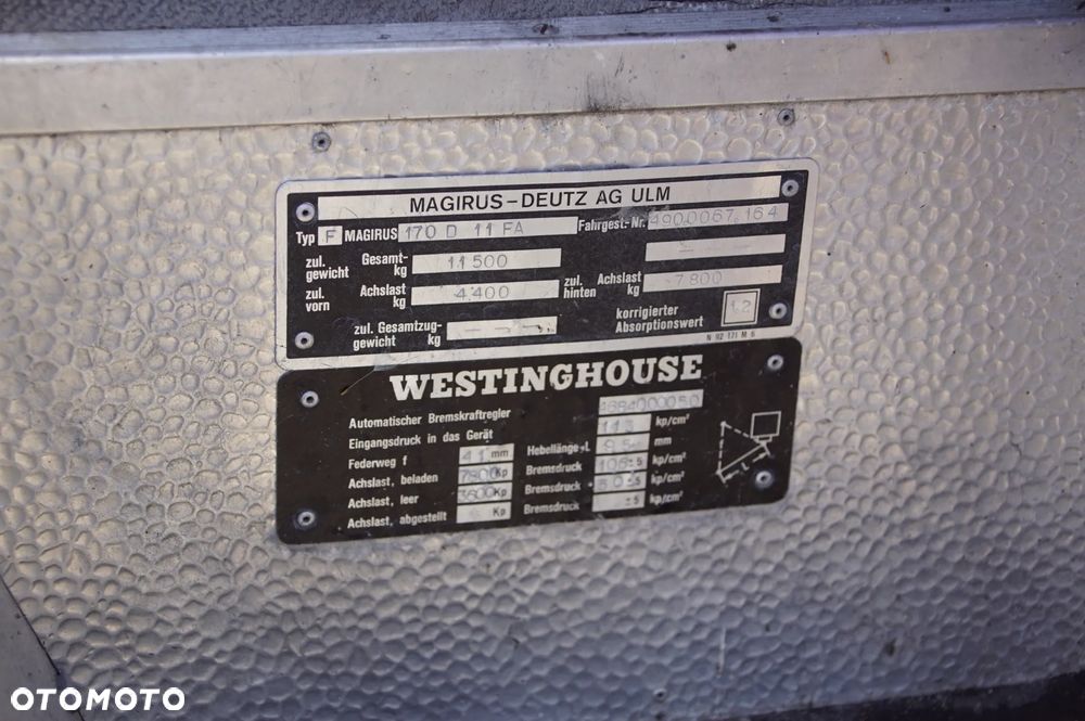 Auto na części - Magirus-Deutz 170D11 FA 8.4 188 KM F6L413 1978R Silnik Skrzynia Drzwi Zabudowa Pompa Szyba Lampa Lusterko Deska Kokpit Licznik Fotel - 25