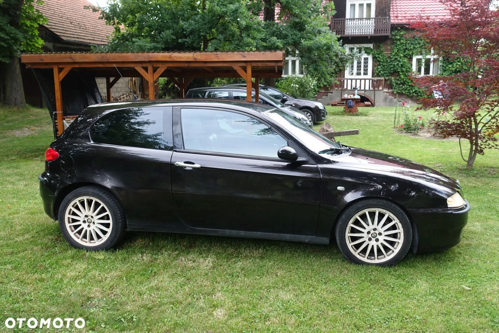 Alfa Romeo 147 2.0 Seles.Distinctive - 5