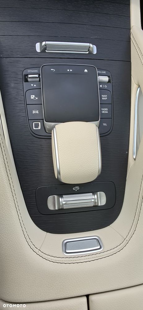 Mercedes-Benz GLS - 14