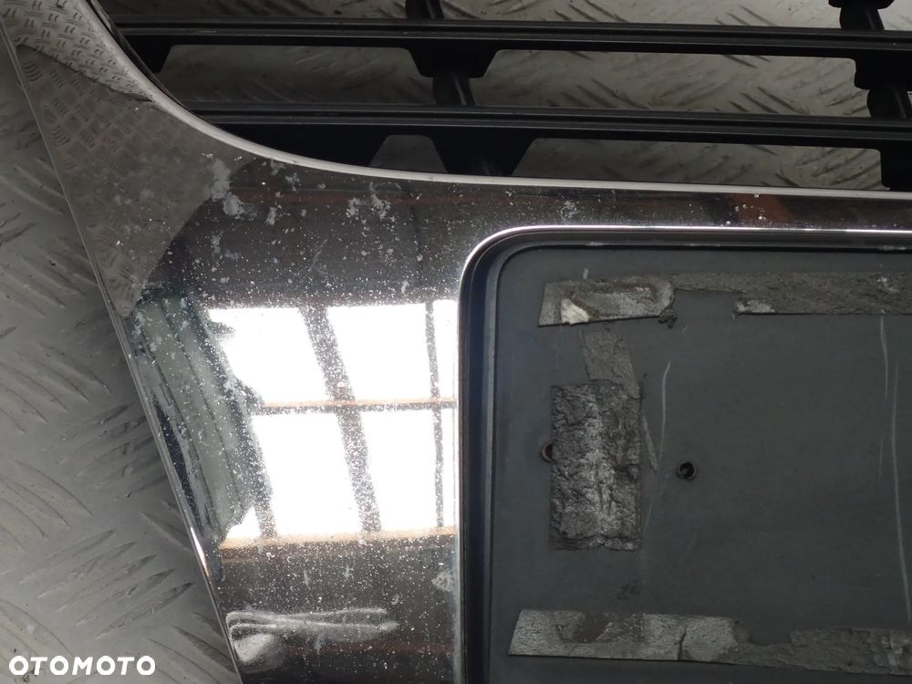 GRILL ATRAPA PASSAT B6 3C0853651 - 3