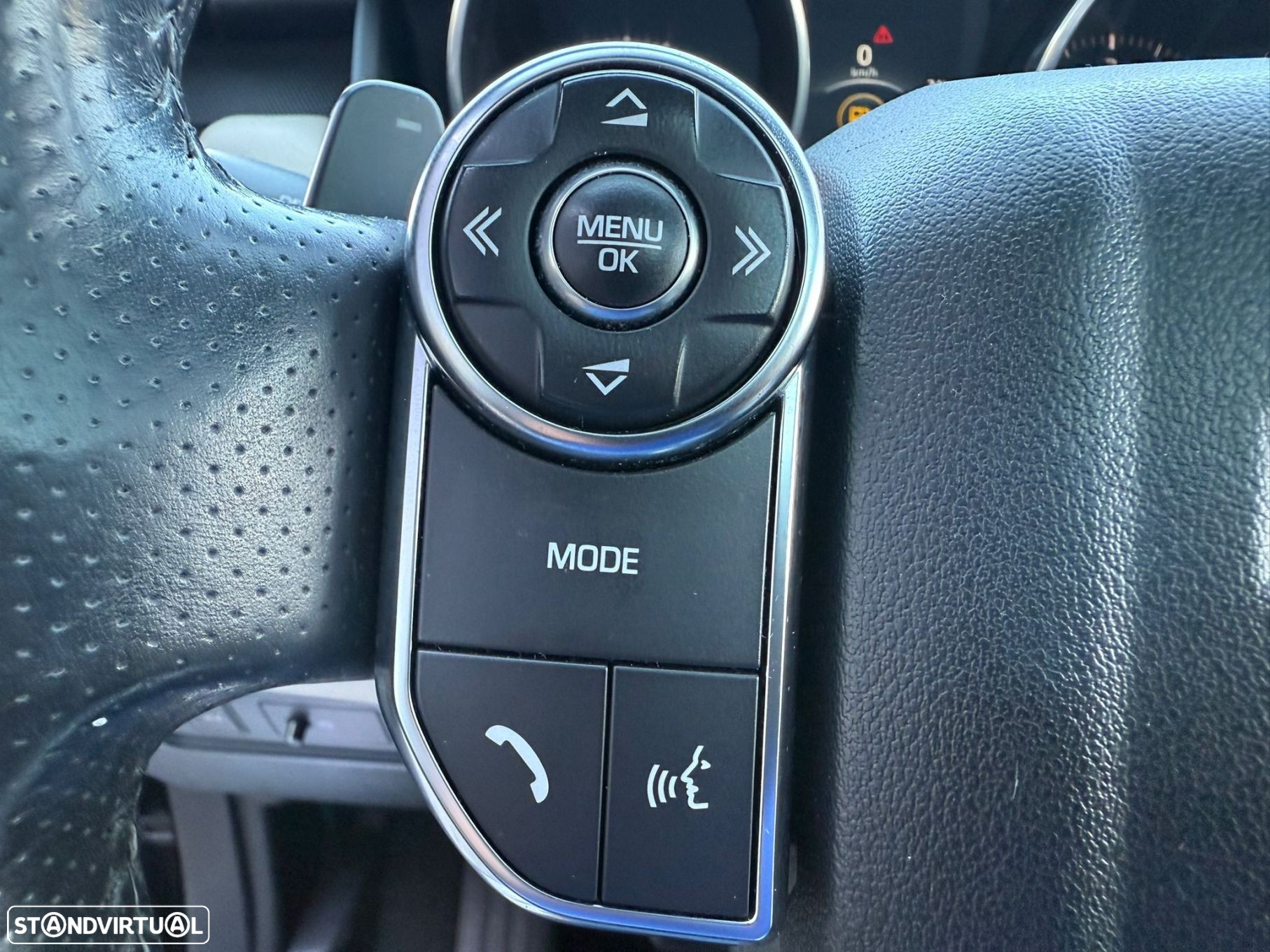 Land Rover Range Rover Sport 3.0 SDV6 HSE - 25