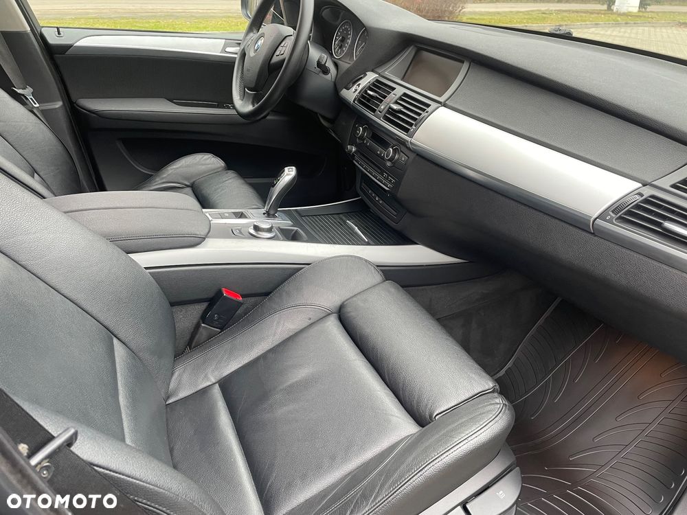 BMW X5 xDrive30d - 28