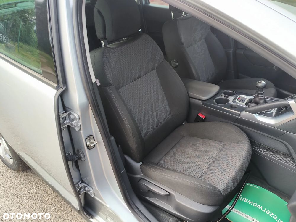 Peugeot 3008 1.6 Premium - 8