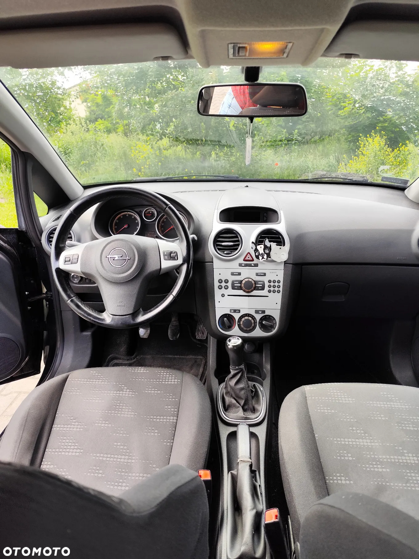 Opel Corsa 1.2 16V Cosmo - 11