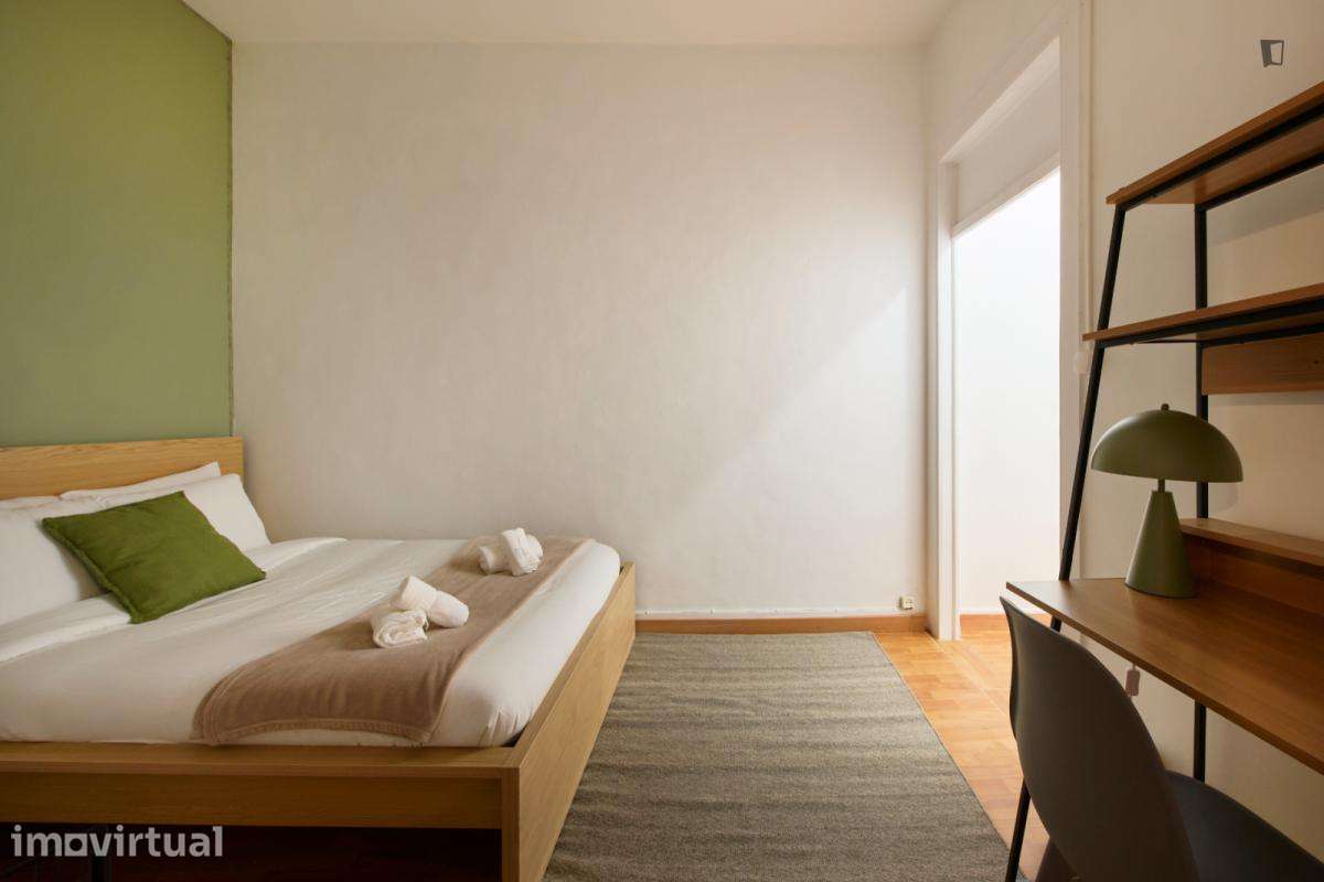 Quarto - localizado em São Bento Lisbon - Grande imagem: 4/25