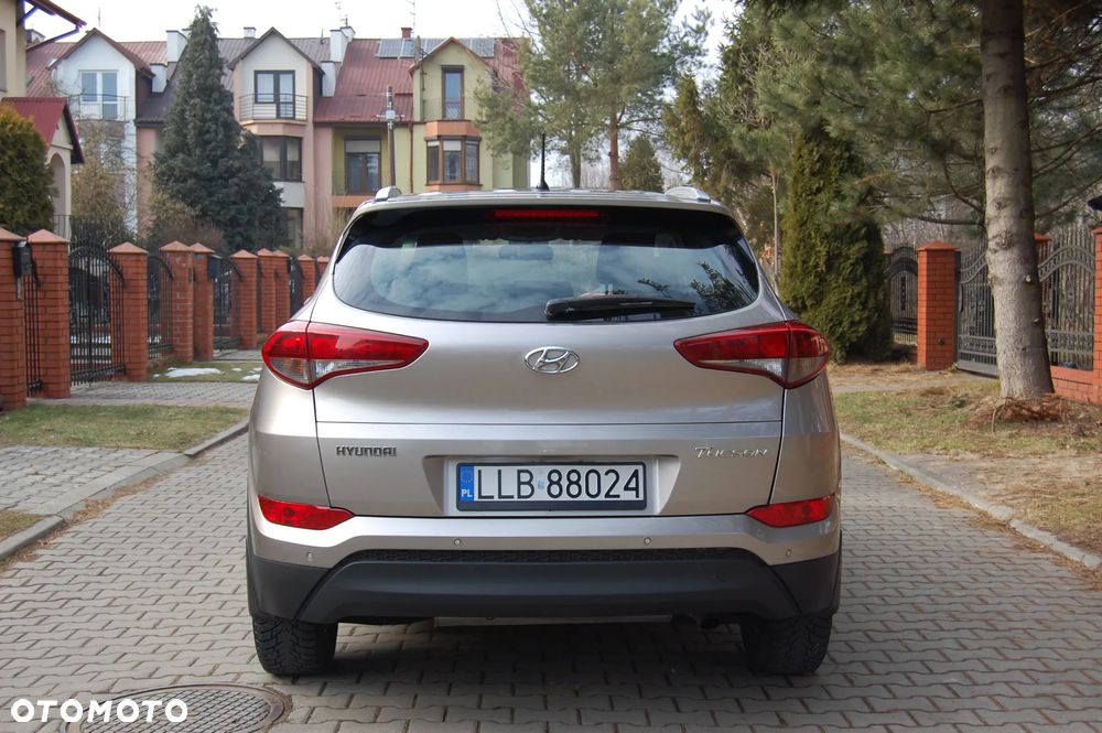 Hyundai Tucson blue 1.7 CRDi 2WD Intro Edition - 6