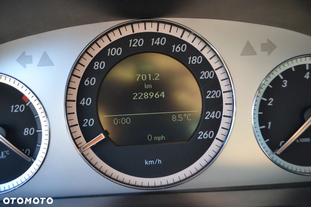 Mercedes-Benz Klasa C - 12