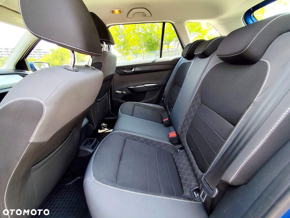 Skoda Fabia 1.0 TSI Ambition - 8