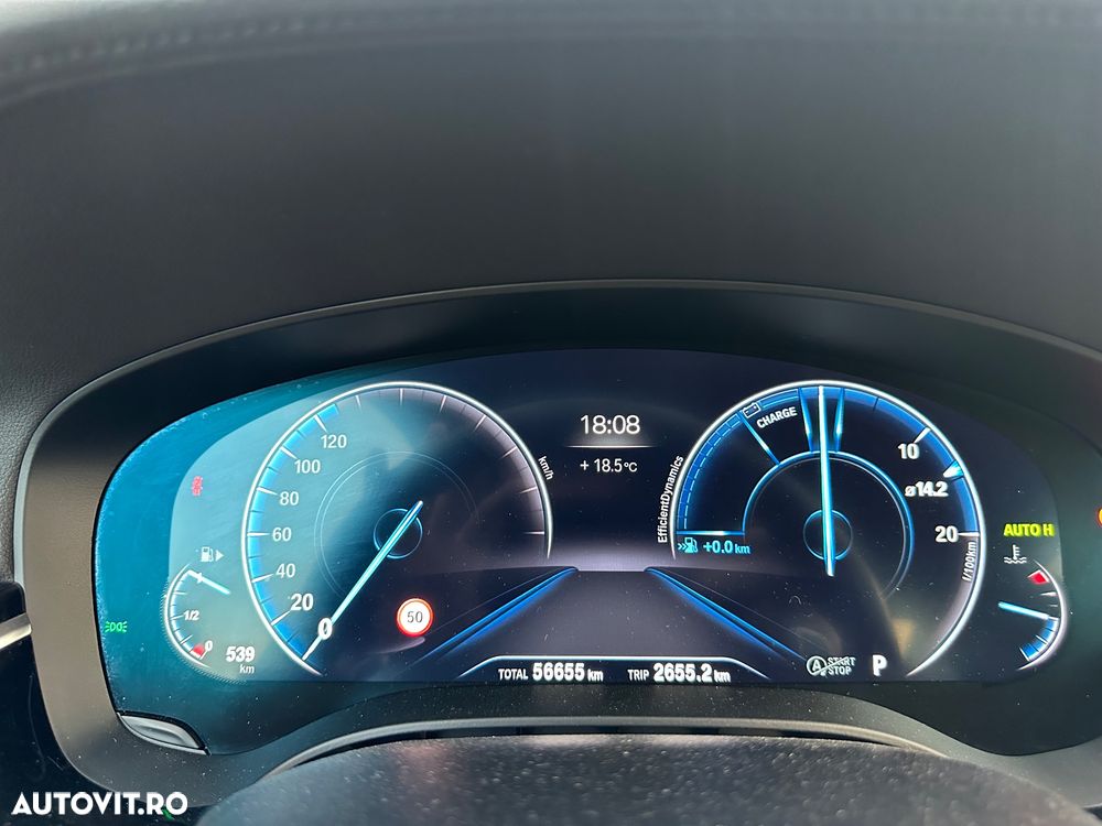 BMW Seria 5 540i xDrive AT - 9