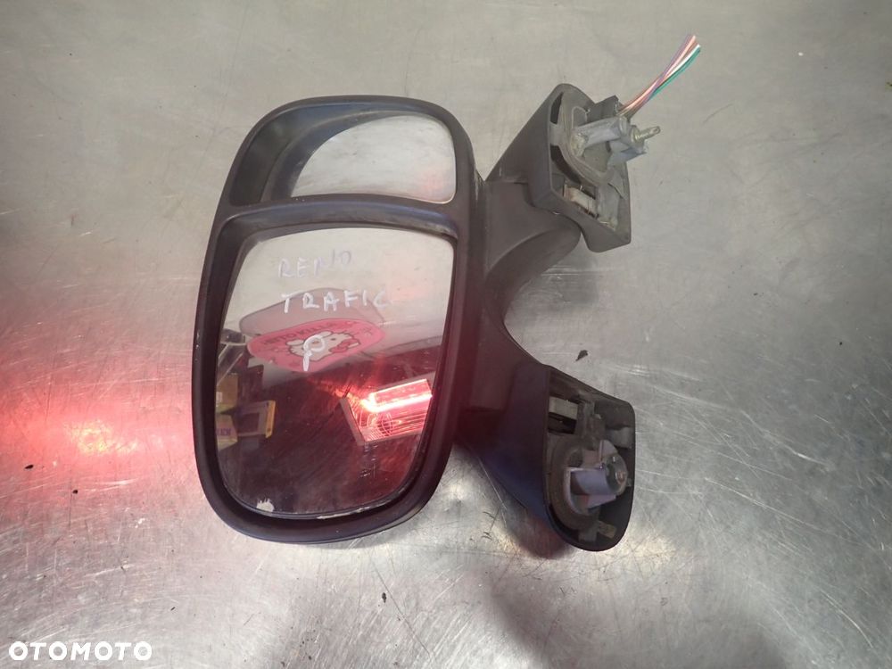 LUSTERKO PRAWE RENAULT TRAFIC II - 1