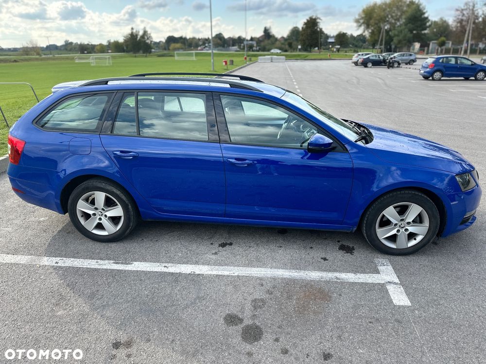 Skoda Octavia 2.0 TDI 4x4 DSG Ambition - 9