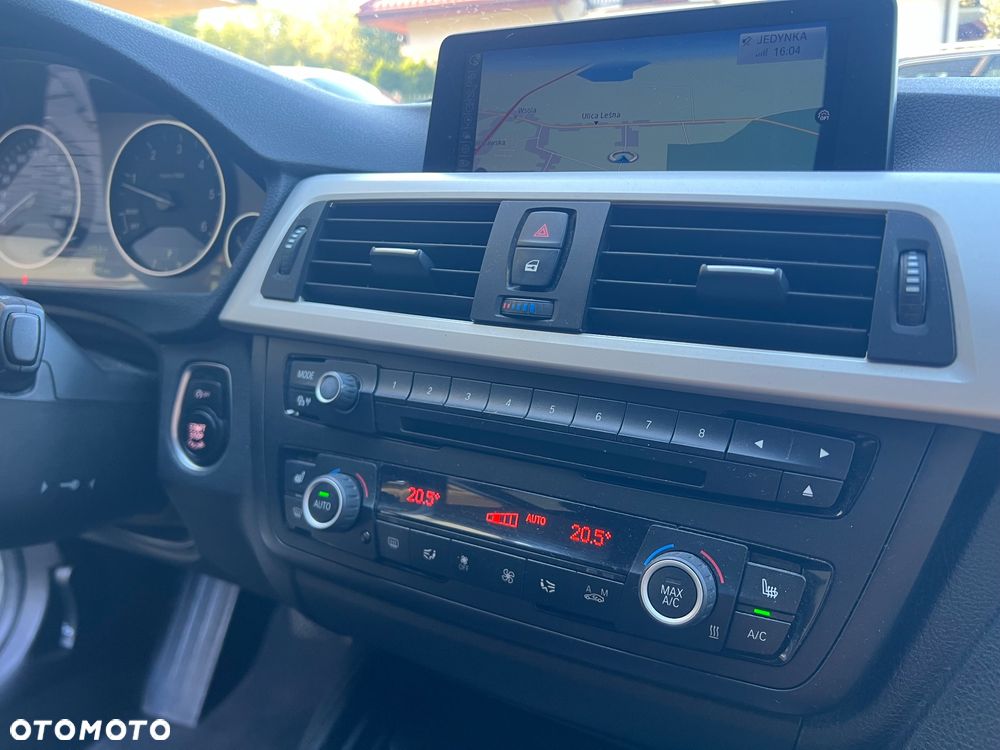 BMW Seria 3 - 18