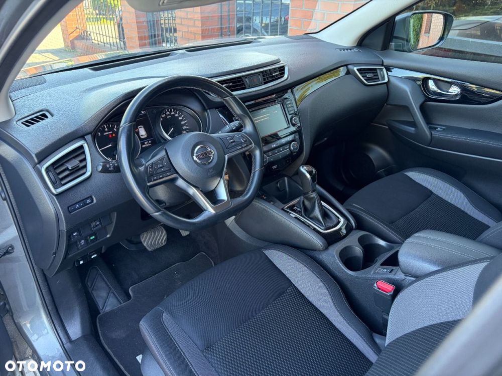 Nissan Qashqai 1.3 DIG-T MHEV N-Connecta Xtronic - 8