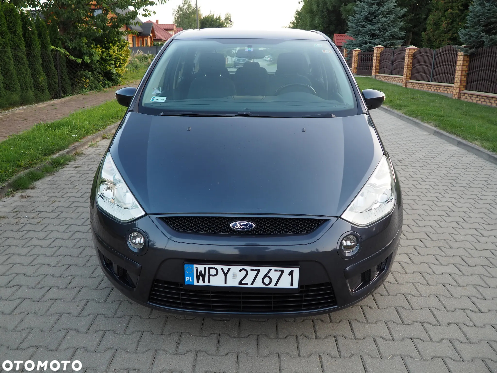 Ford S-Max - 26
