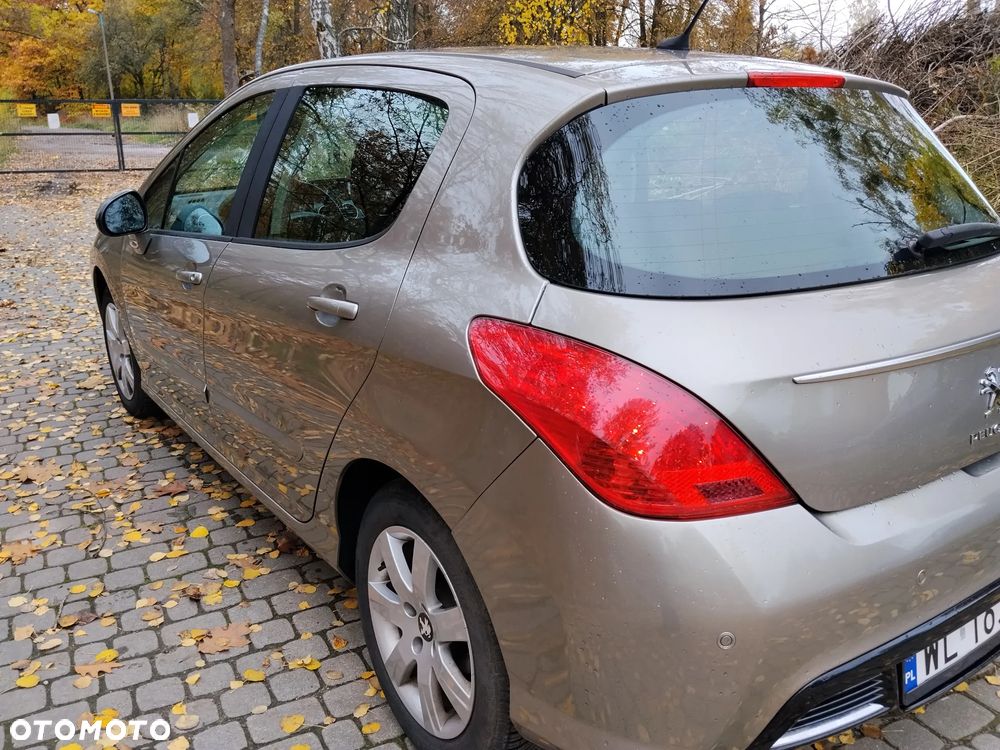 Peugeot 308 2013 photo 5