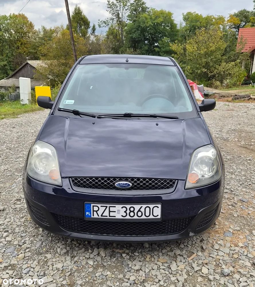 Ford Fiesta - 4