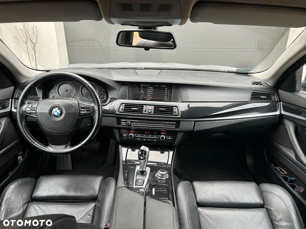 BMW Seria 5 520d - 7