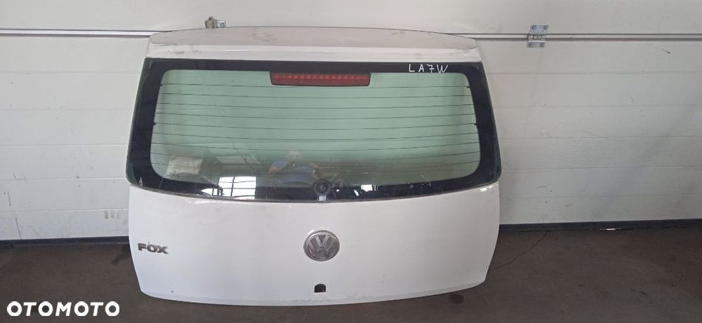 Klapa bagażnika VW FOX kod lakieru LA7W - 3