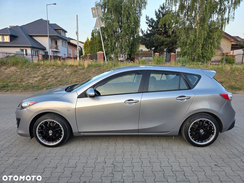 Mazda 3 - 8
