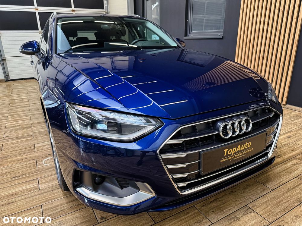 Audi A4 Avant 40 TFSI S tronic - 4