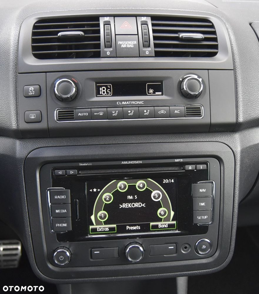 Skoda Fabia 1.4 TSI DSG RS - 29