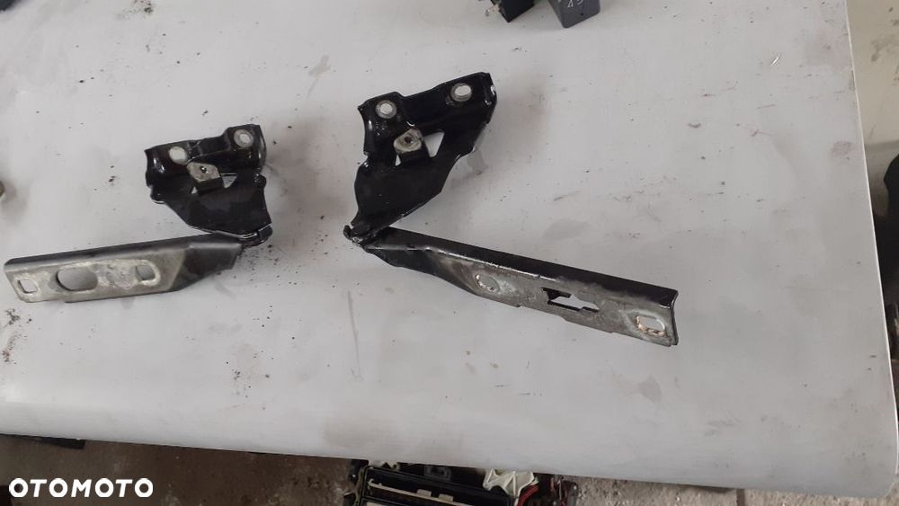 Zawiasy maski Audi a4 b8 8k0 823 301