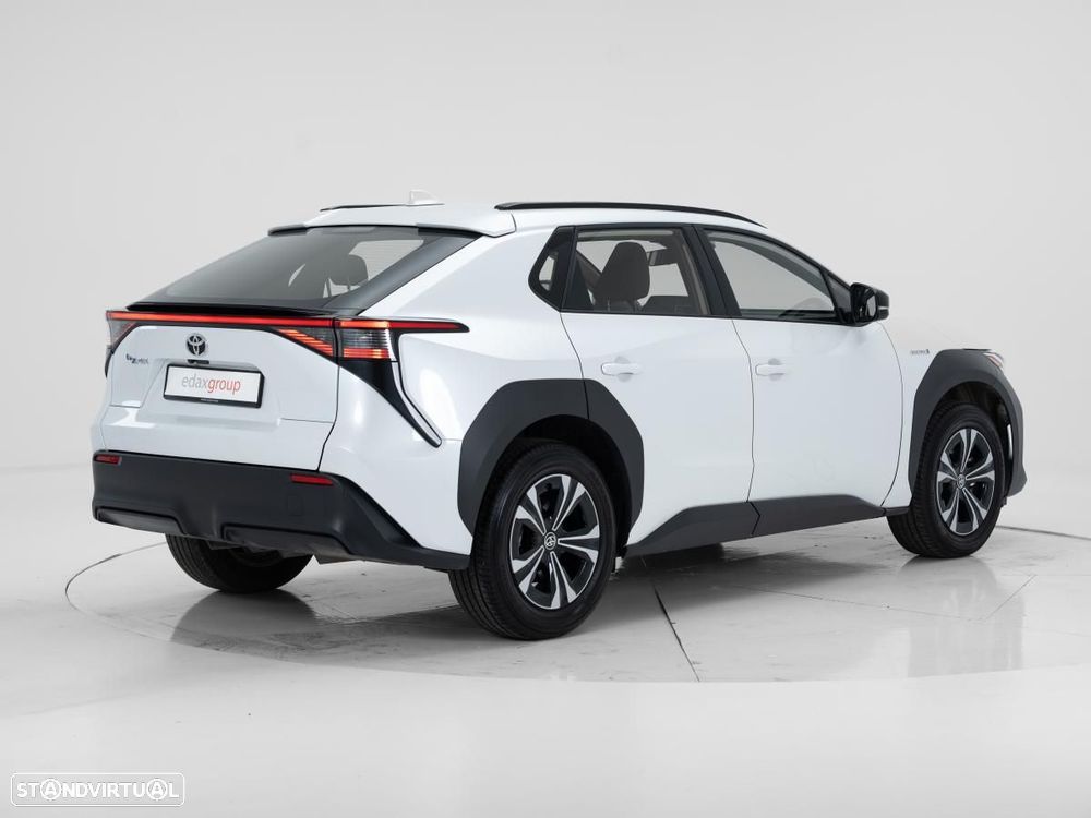 Toyota bZ4X Standard - 4