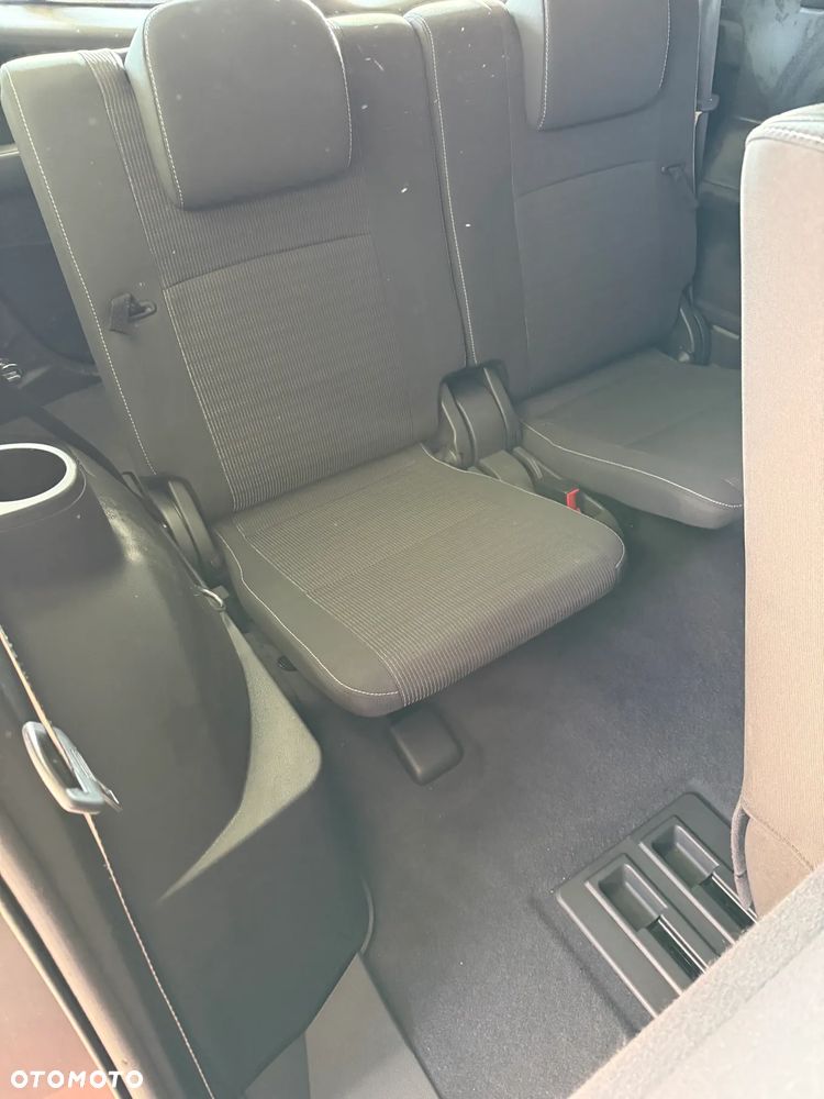 Toyota Verso - 7