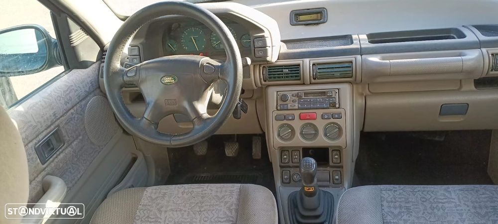 Land Rover Freelander 2.0 di - 8
