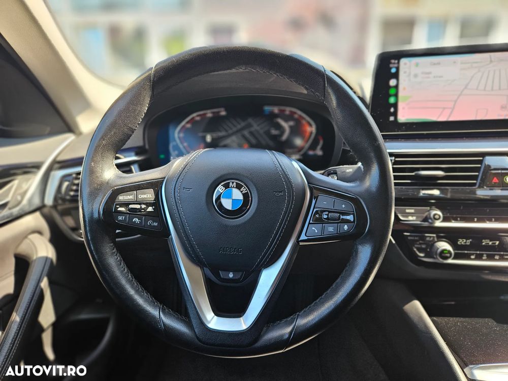 BMW Seria 5 520d Aut. Sport Line - 8
