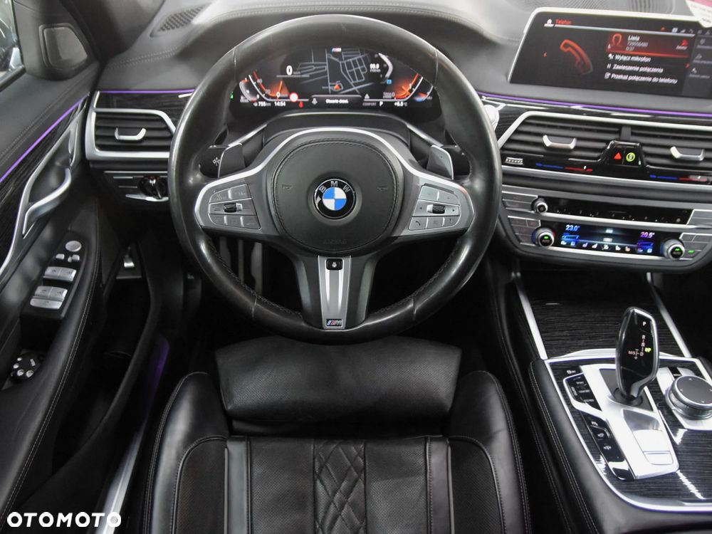 BMW Seria 7 730d xDrive sport - 17