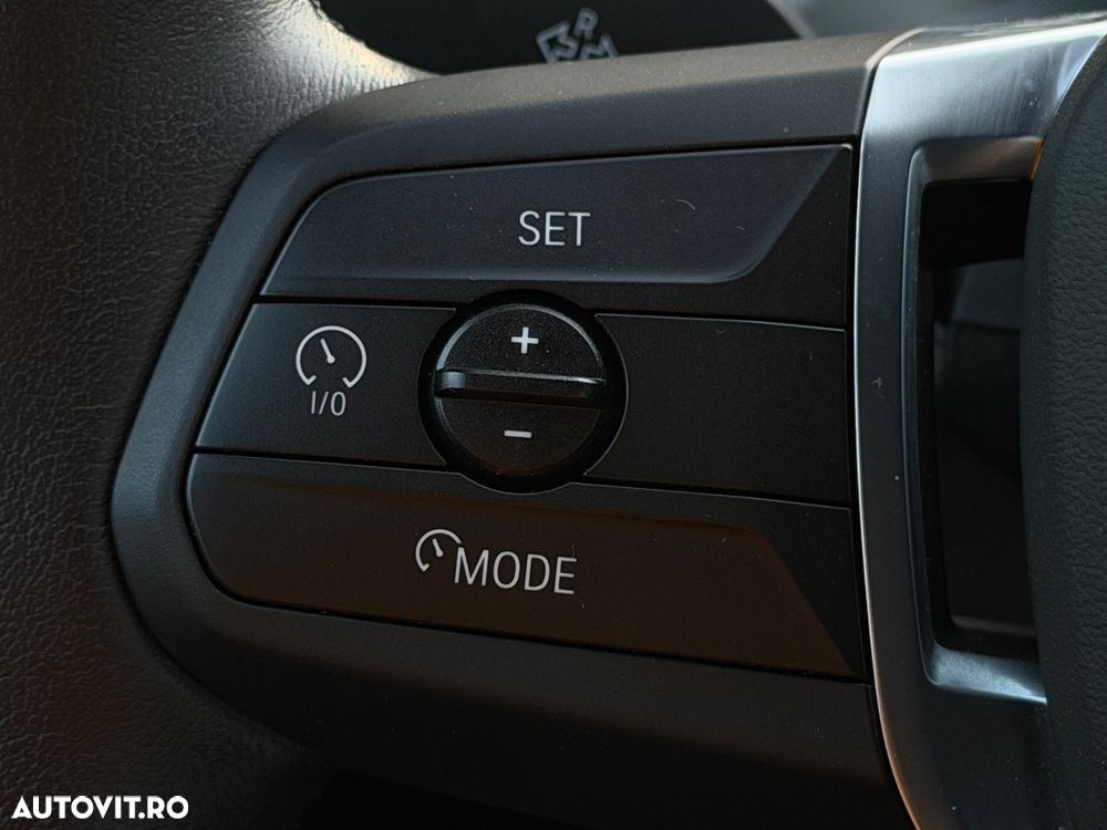 BMW X1 sDrive18d Aut. xLine - 38