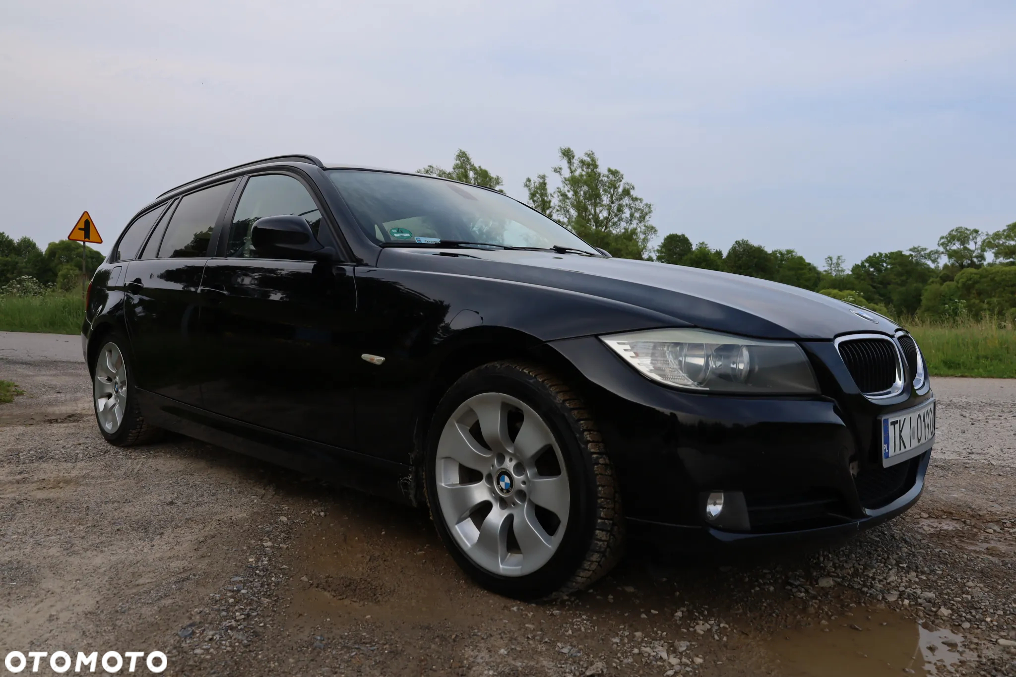 BMW Seria 3 318d - 14