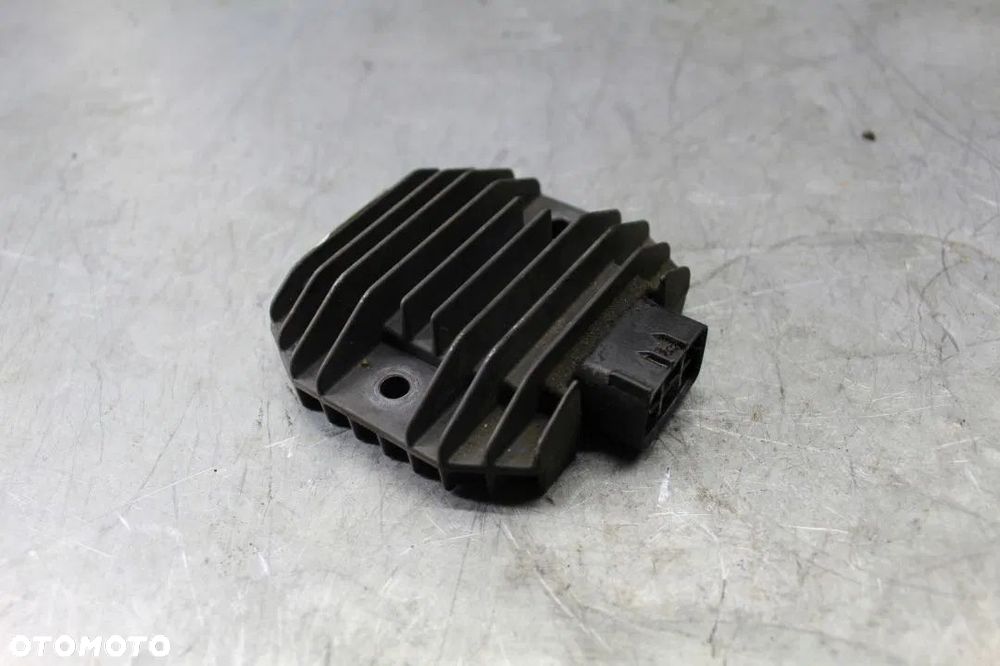 Kawasaki KLE 650 Versys 06r regulator napięcia - 1