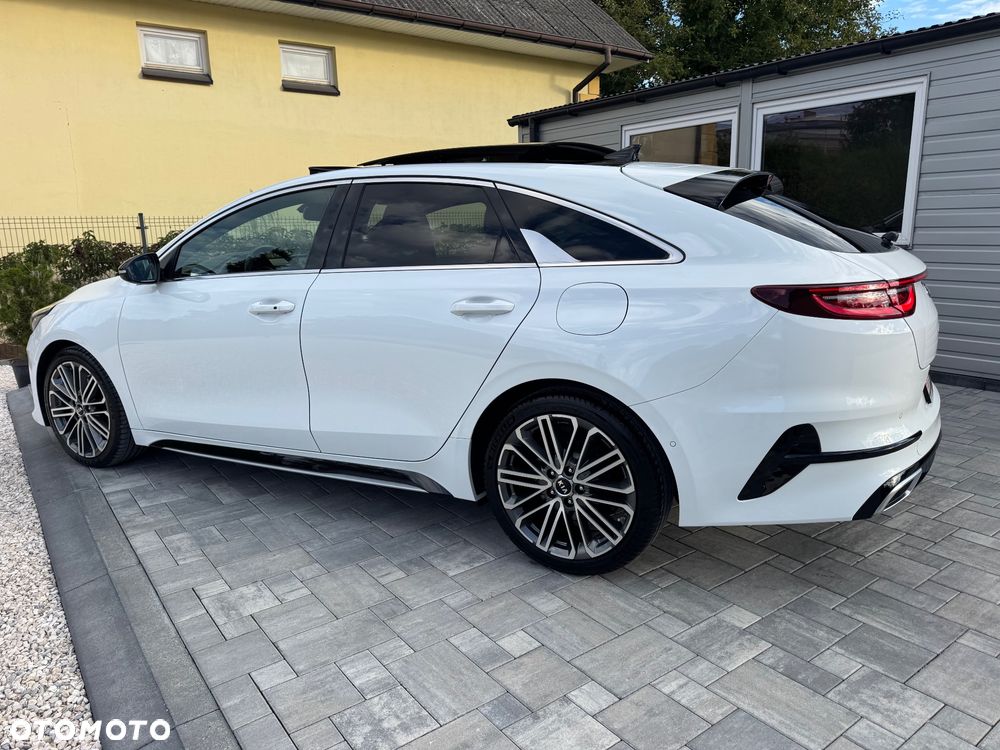Kia ProCeed - 8