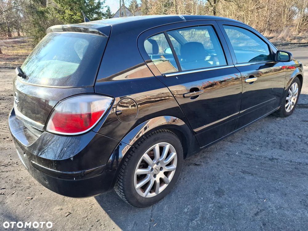 Opel Astra - 4