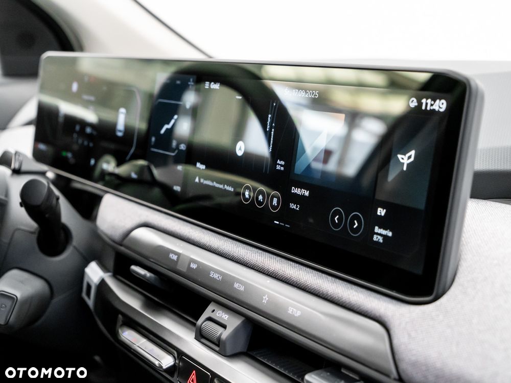 Kia EV3 81.4kWh Business Line - 36