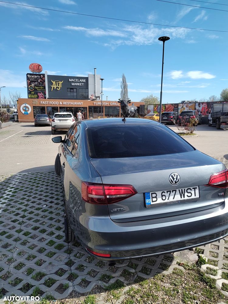 Volkswagen Jetta 1.2 TSI Comfortline - 6