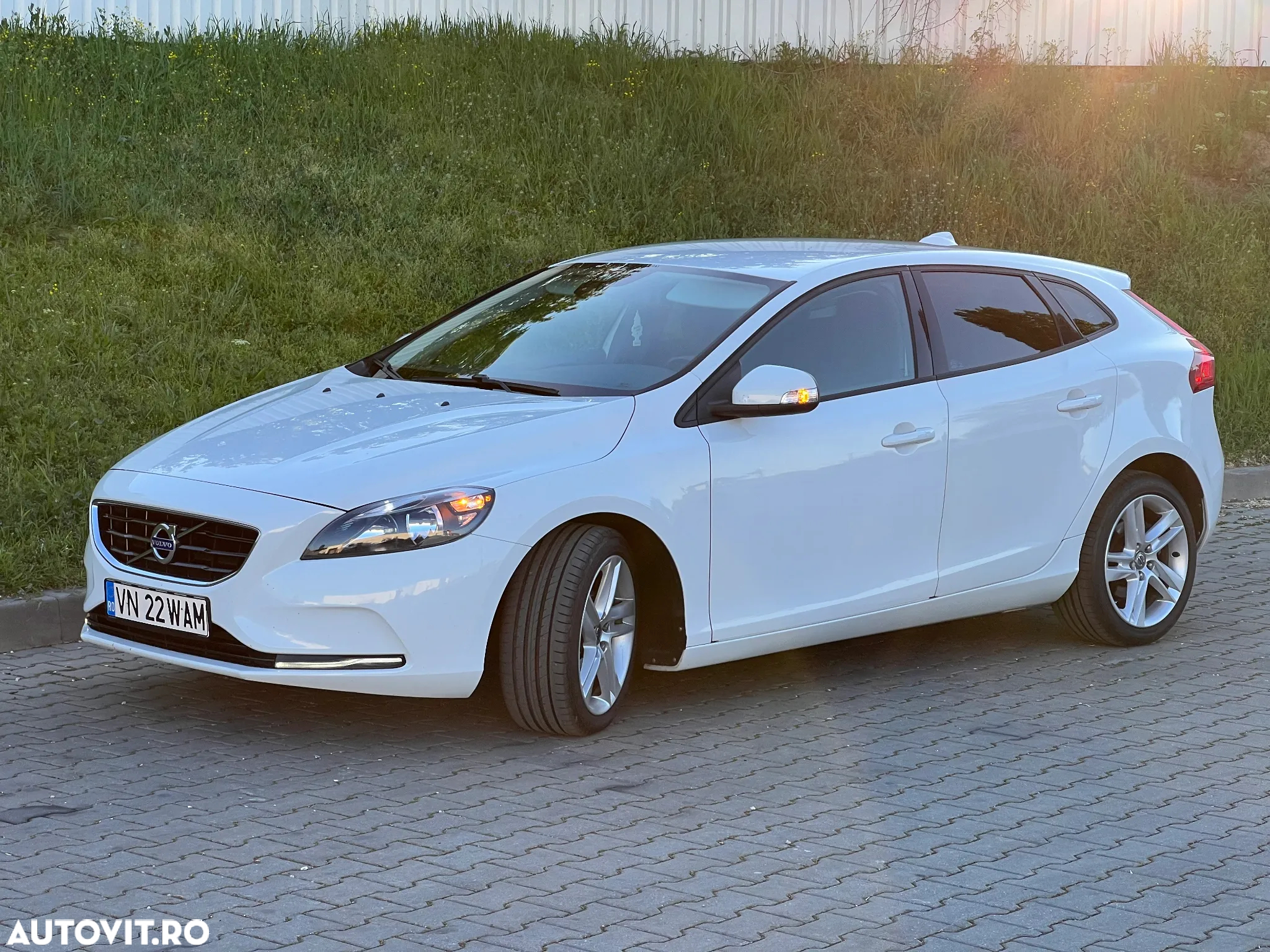 Volvo V40 D2 - 6
