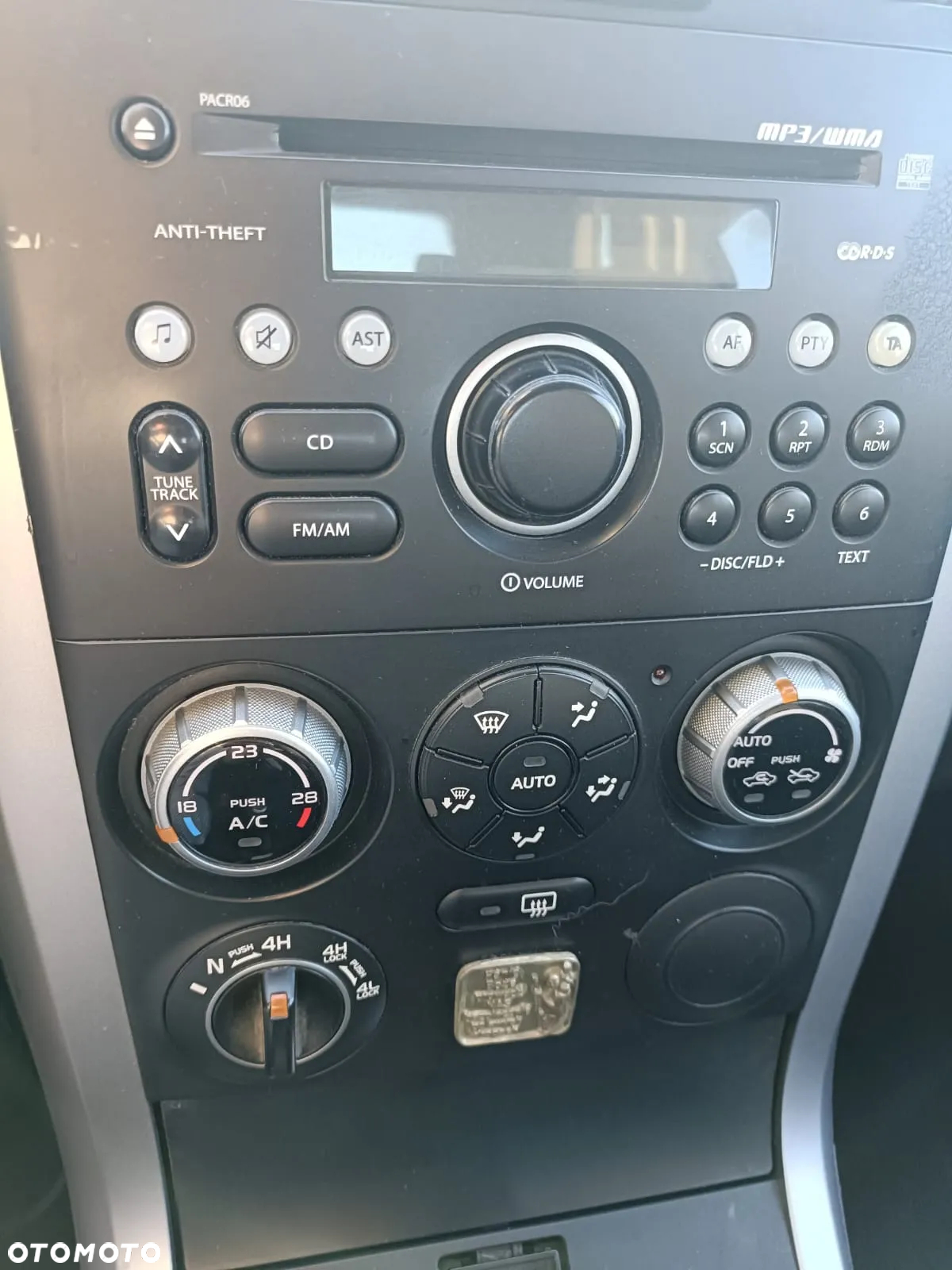 Suzuki Grand Vitara 1.9 DDiS - 11