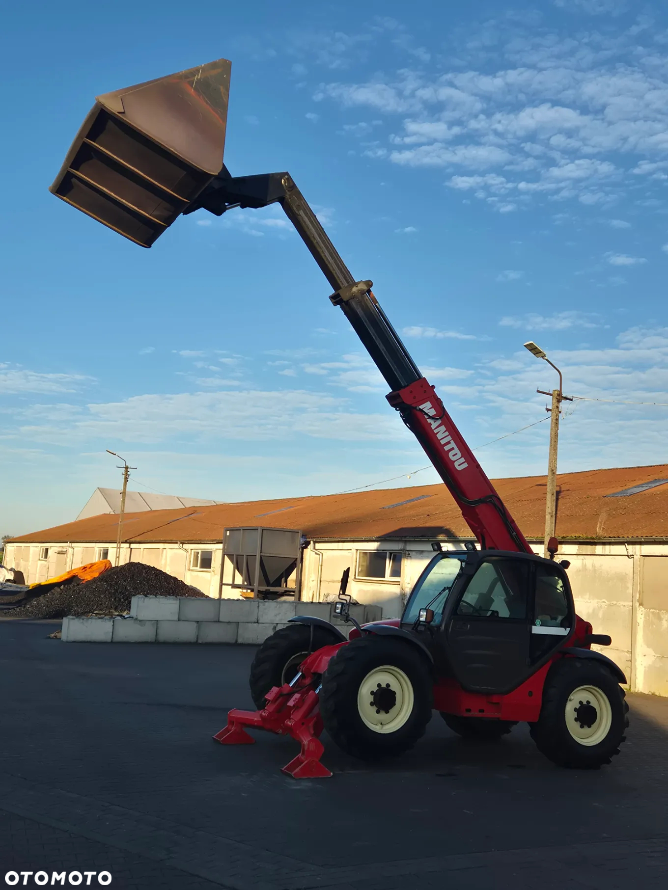 Manitou 1030 - 4