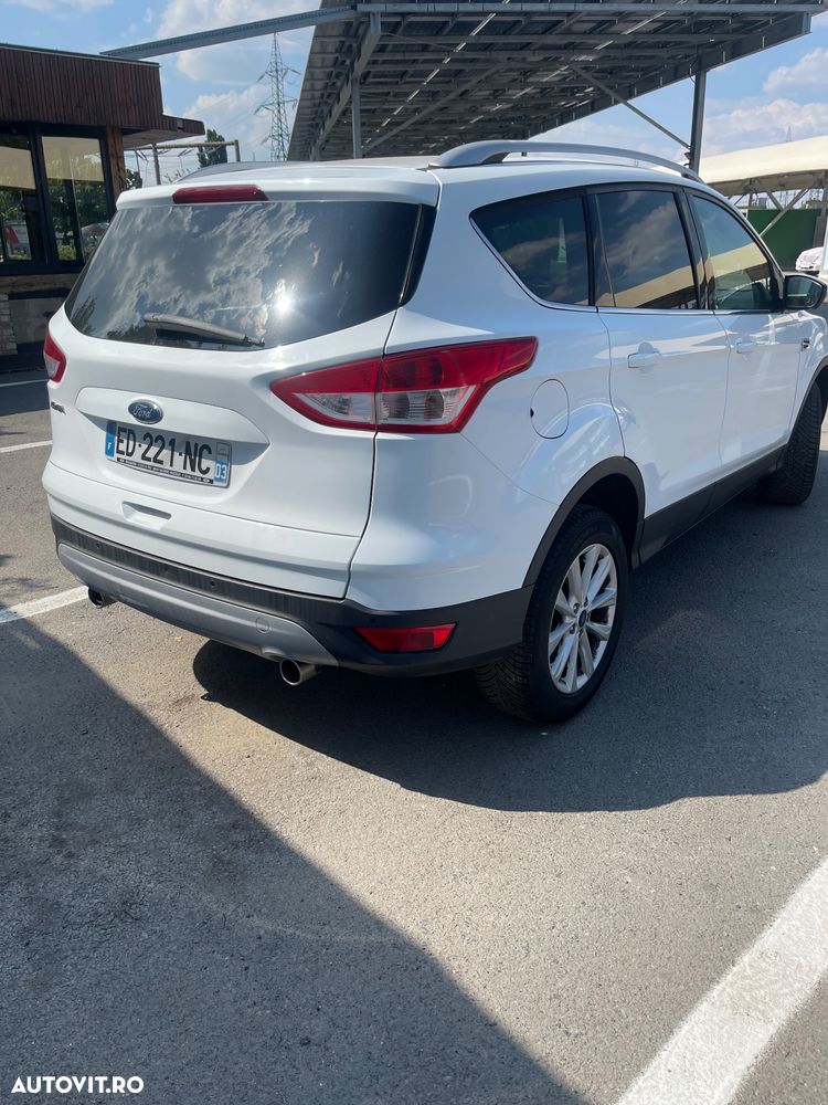 Ford Kuga 2.0 TDCi 2WD Titanium - 4
