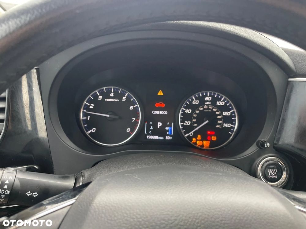 Mitsubishi Outlander 2.4 4WD CVT Instyle - 13