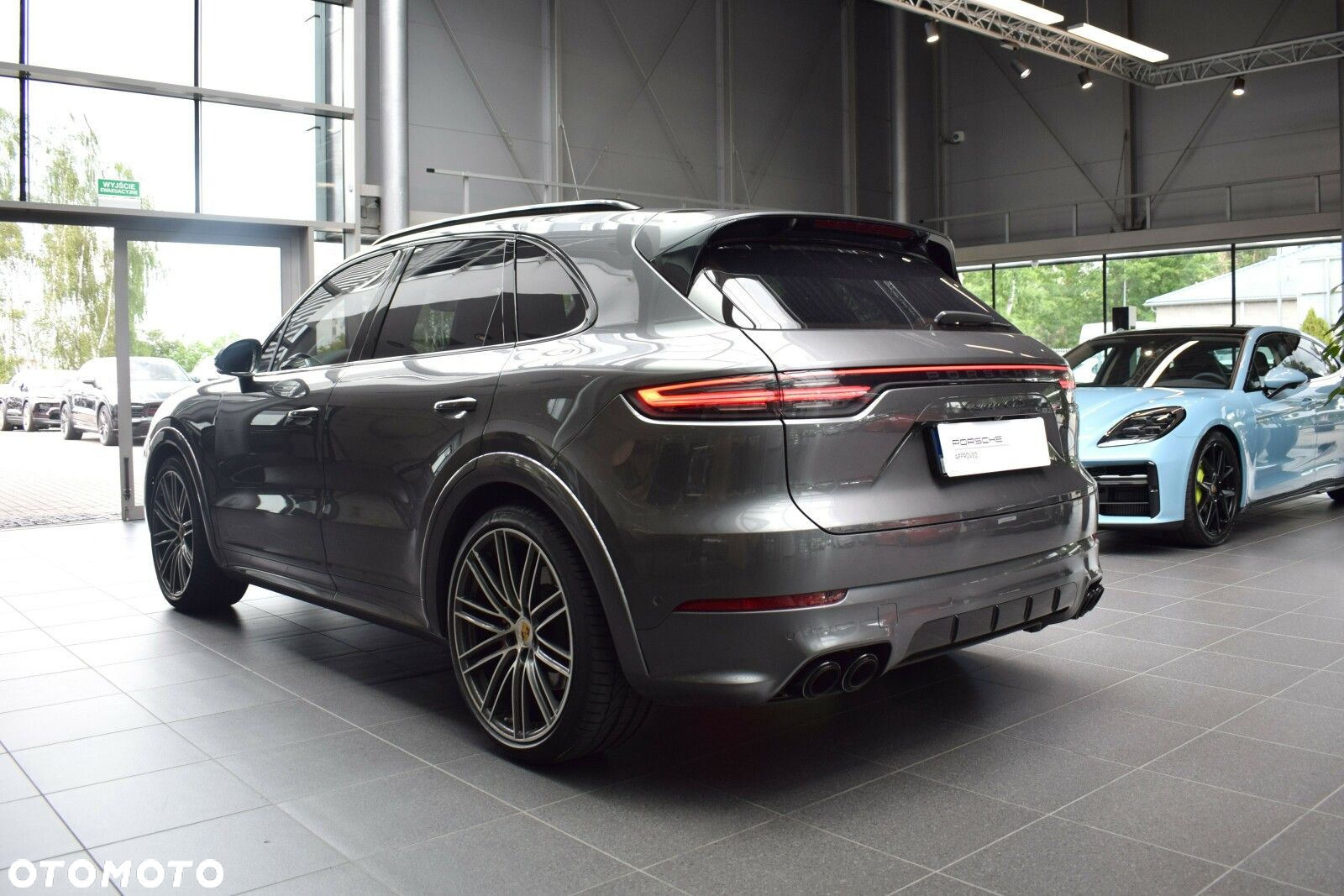 Porsche Cayenne GTS - 4