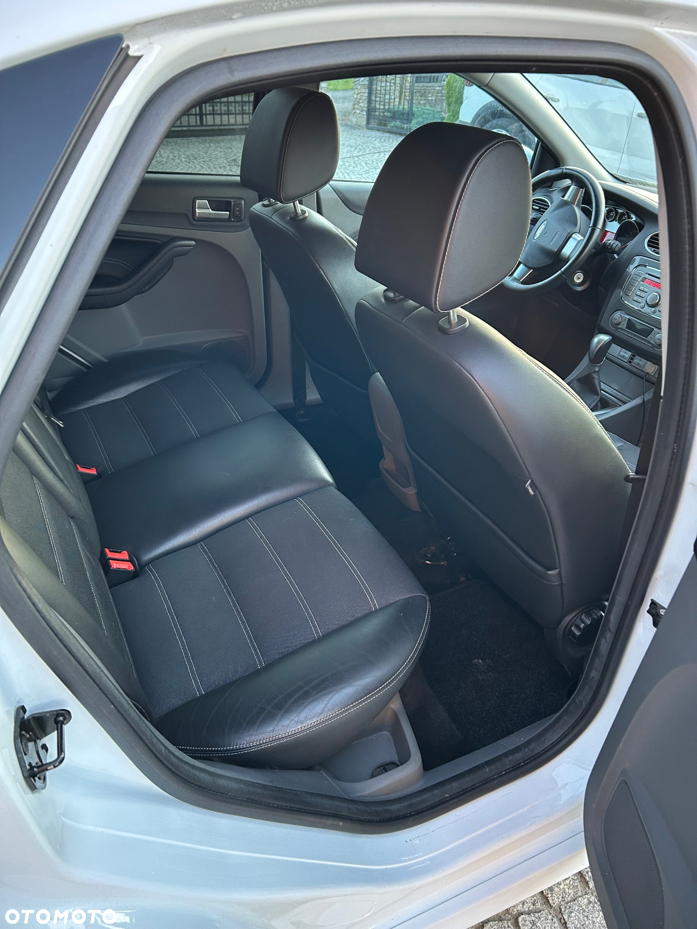 Ford Focus 1.8 Titanium - 12
